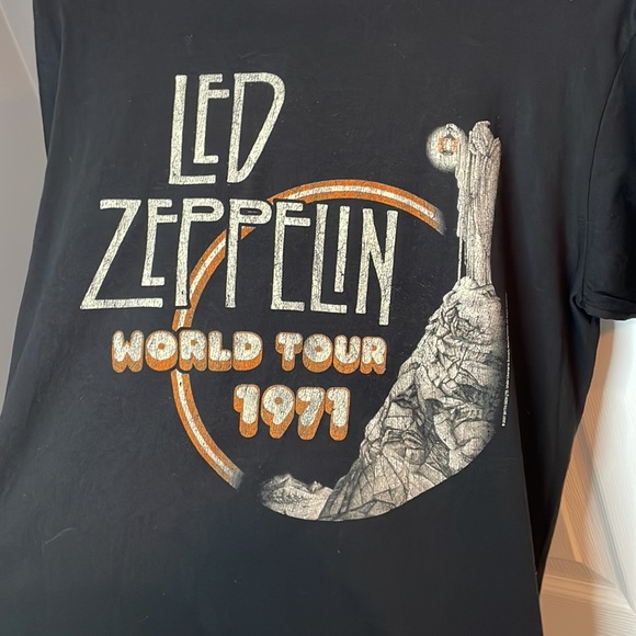 NWOT Led Zeppelin World Tour 1971 Black Medium Graphic Tee Shirt - Picture 6 of 8
